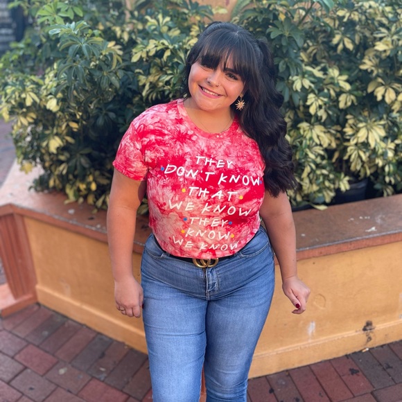 Meet your Posher, Krista - Picture 2 of 6